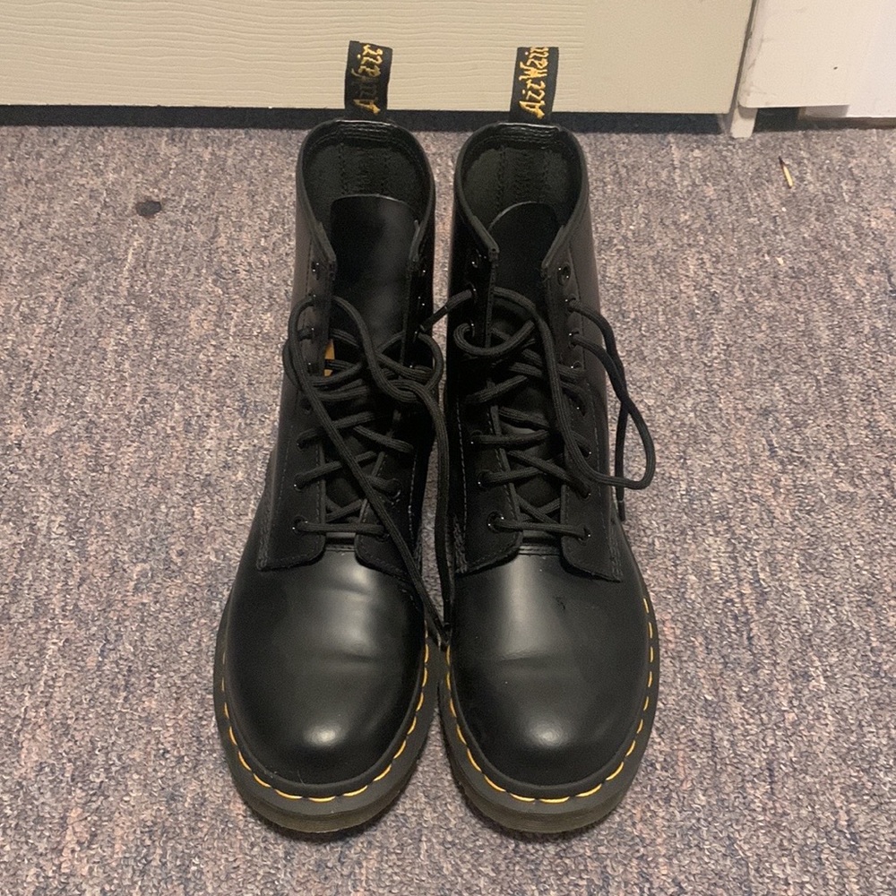 Black dr.martens WORN 3 TIMES